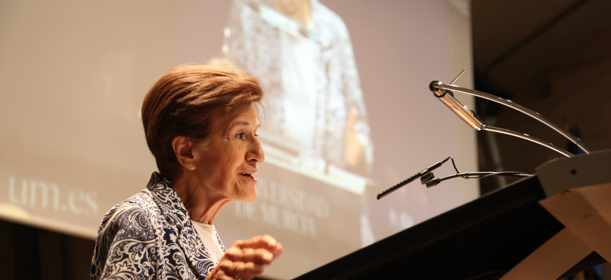 Adela Cortina pide a las universidades «excelencia con alma» en la lección inaugural