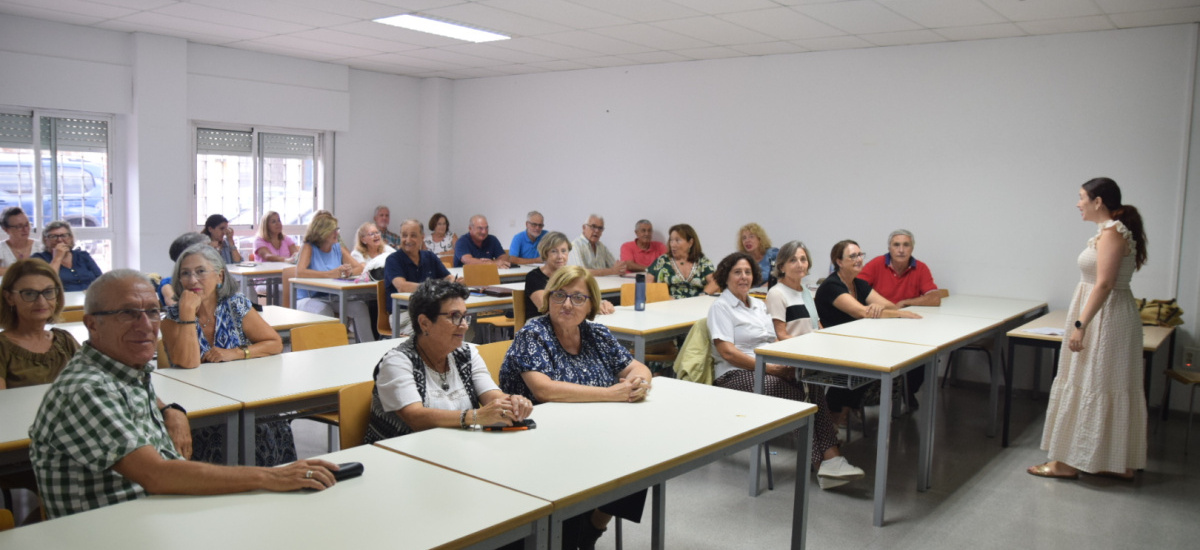 Imagen Comienza la Universidad de Mayores con el doble de estudiantes de primer curso