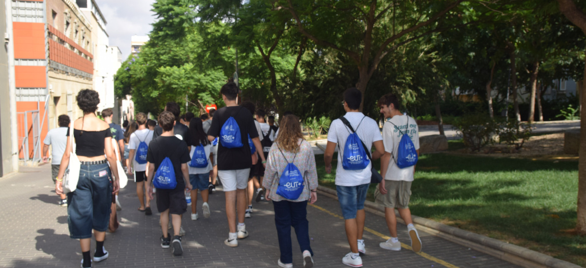 El Consejo de Estudiantes desplazará dos autobuses de alumnos voluntarios para ayudar en las zonas afectadas por la DANA en Valencia