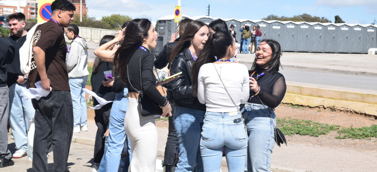 El temporal no eclipsa la fiesta estudiantil