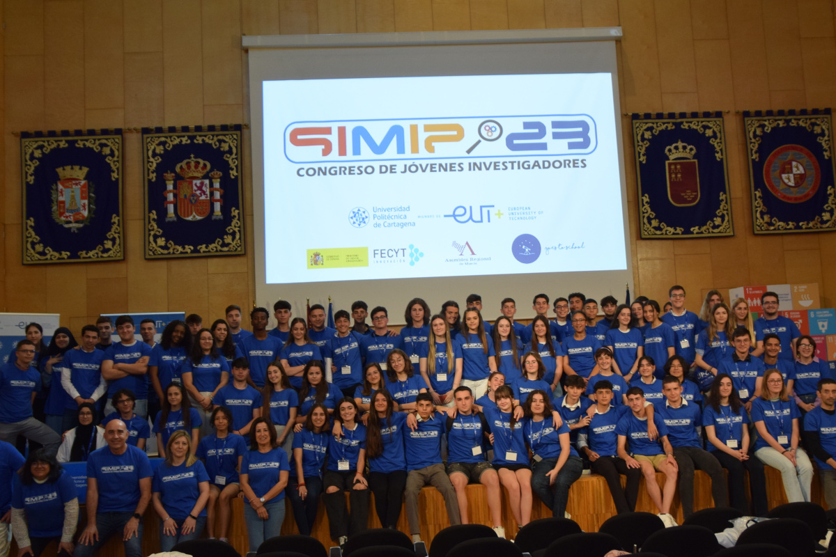 Estudiantes preuniversitarios presentan en la UPCT sus proyectos de investigación durante el congreso SIMIP 2024